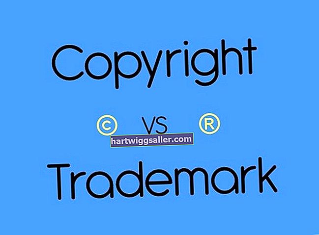 Mga Pagkakaiba sa Pagitan ng Copyright at Trademark