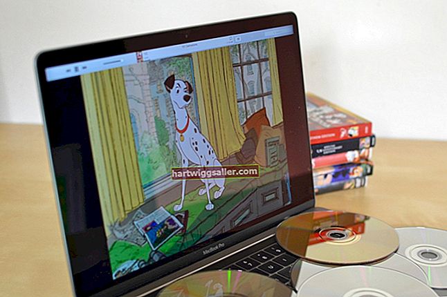 Paano Makopya ang isang DVD sa isang Apple iMac