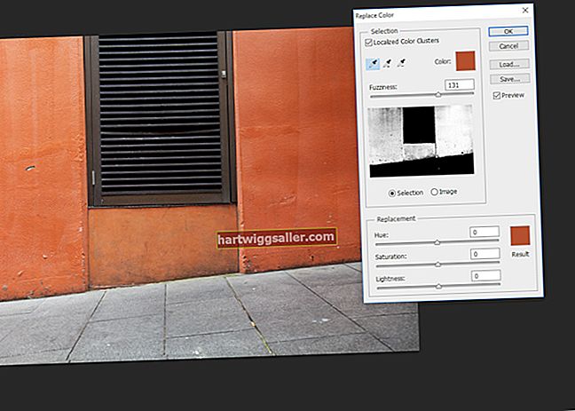 Paano Palitan ang Mga Kulay Sa Transparent sa GIMP